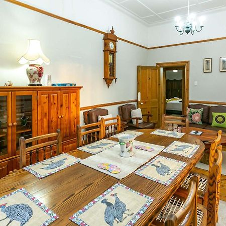 Ravenscliff Self Catering Villa Oudtshoorn Exterior photo